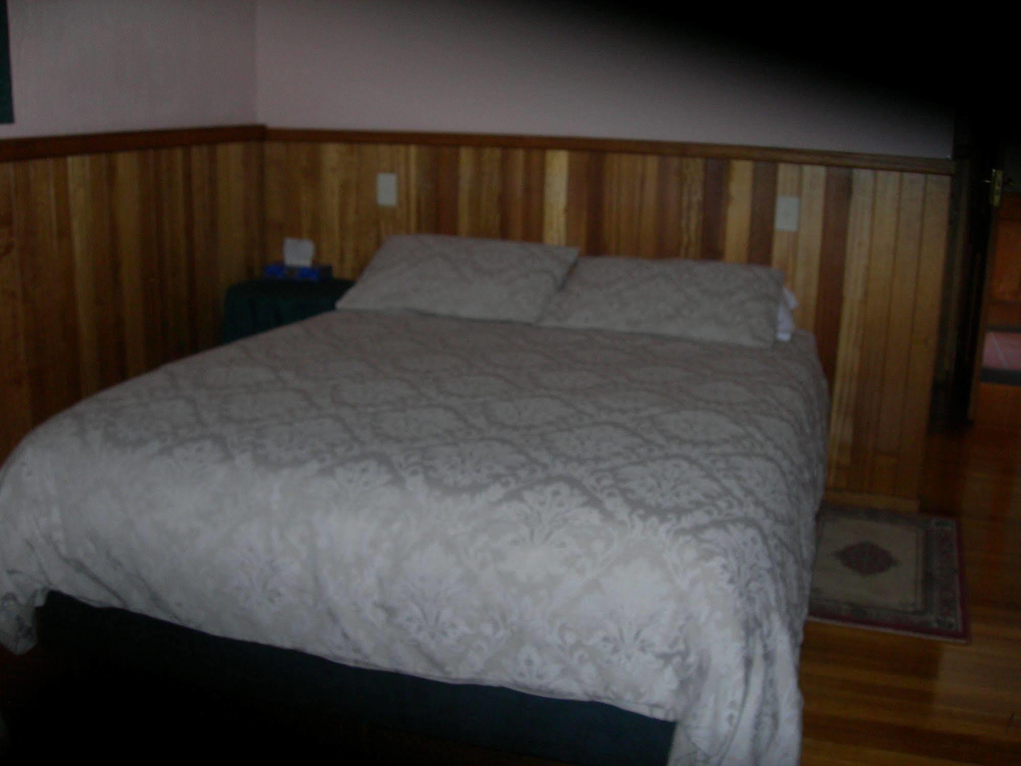 Platypus Park Country Retreat Villa Бридпорт Екстериор снимка