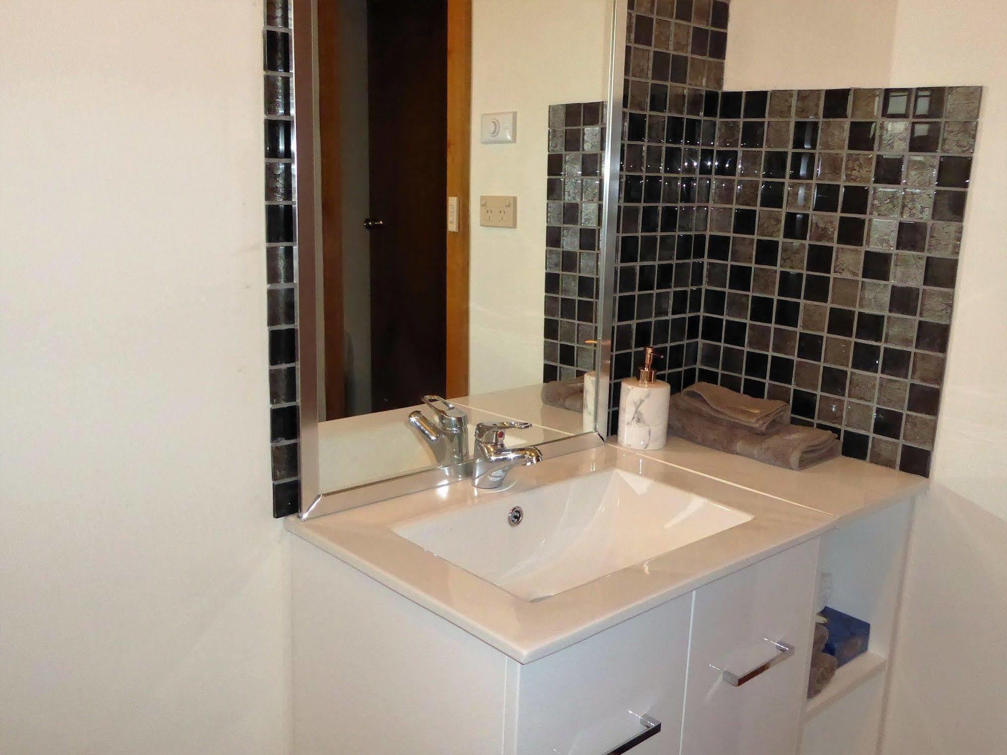 Platypus Park Country Retreat Villa Бридпорт Екстериор снимка